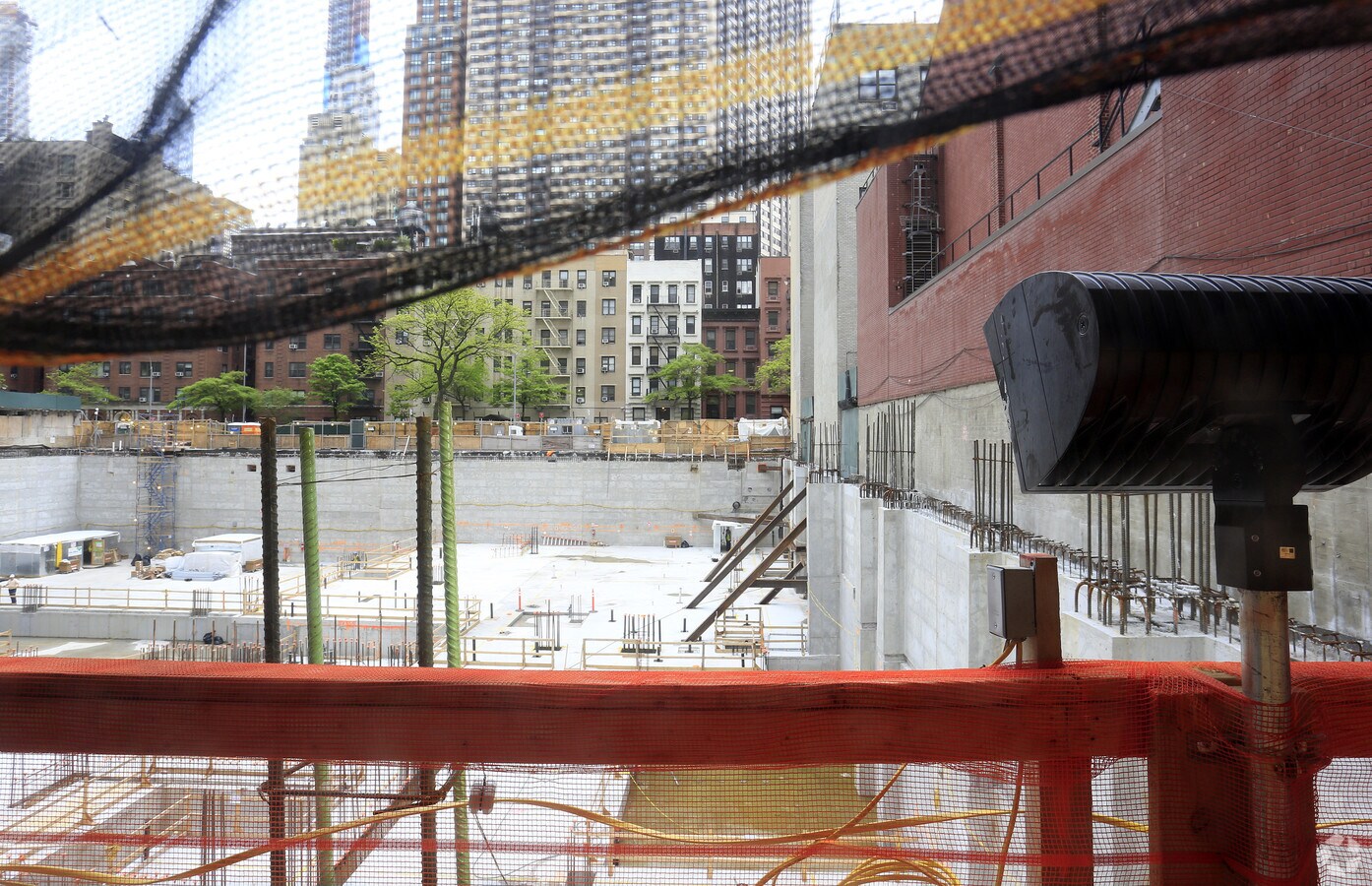 Photo - 50 W 66th St