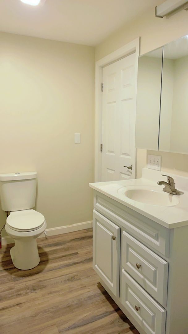 Photo - 53 Gear Rd Unidad 53 Gear Road #B