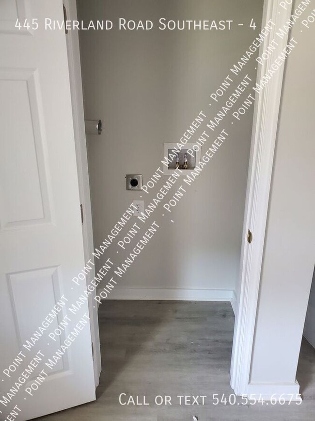 Photo - 445 Riverland Rd SE Unidad 4