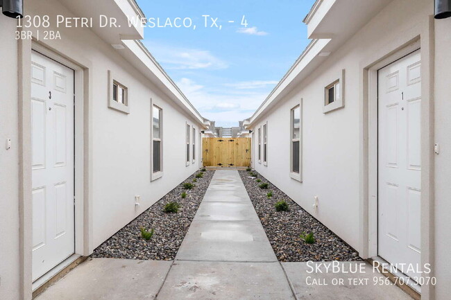 Photo - 1308 Petri Dr Unit 4