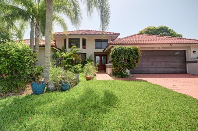 Building Photo - 19915 Back 9 Dr