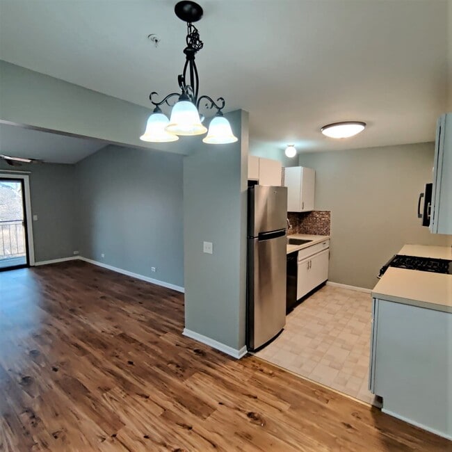 Photo - 21W581 North Ave Unit 36