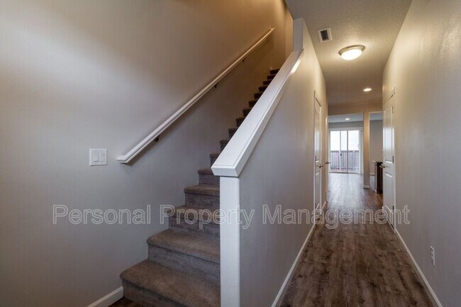 Photo - 5831 NE 56th Pl