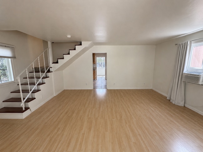 Photo - Charming 2 Bedroom Ojai Home with All Utilities Included