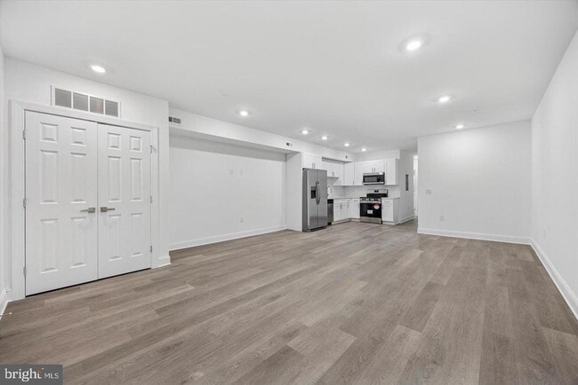 Photo - 838 S 51st St