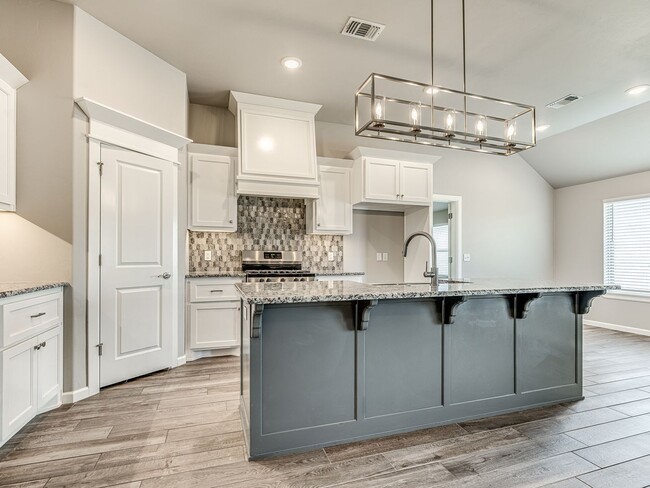 Photo - Newer Home in Ironstone + 3 bedrooms + 2 bathrooms + Edmond Schools