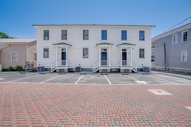 Photo - 1409 Jefferson St