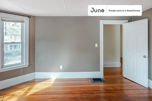 Photo - Room in Shared 4 bed/1 bath home Unidad B