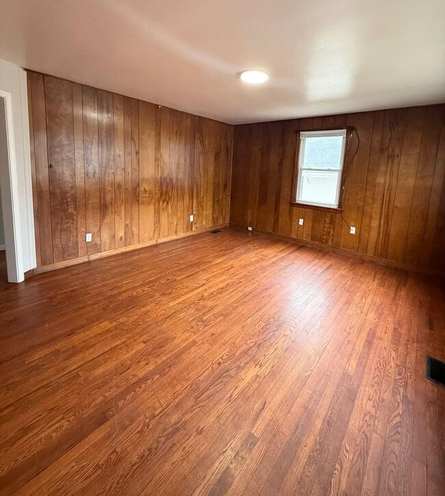 Photo - Charming 2 bedroom house in East Knox!