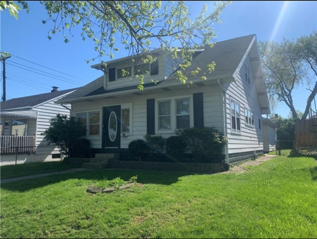 Photo - Cozy & Spacious Beech Grove Home Close to Everything
