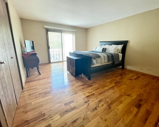 Brandy Drive Apartments Townhomes for Rent Crystal Lake, IL