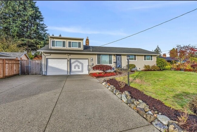Building Photo - Beautiful Family Home in Tacoma!