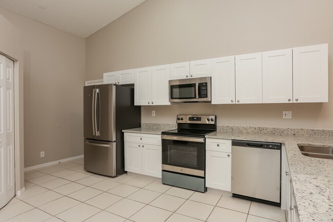 Photo - 11117 Lakeaire Cir