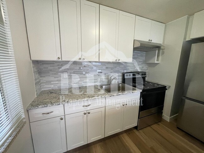 Photo - East Bremerton Rambler - 3 Bed 1 Bath with Garage and Carport Parking