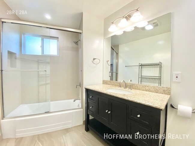 Photo - 1830 N La Brea Ave Unit 7