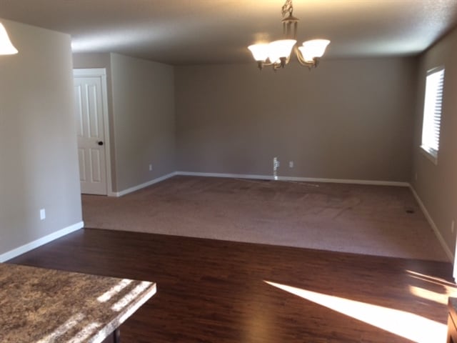 Photo - 468 Tulip Ave