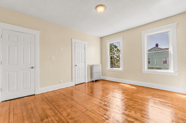 Photo - 130 Kent St Unit 3