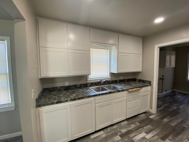 Photo - 4101 32nd St