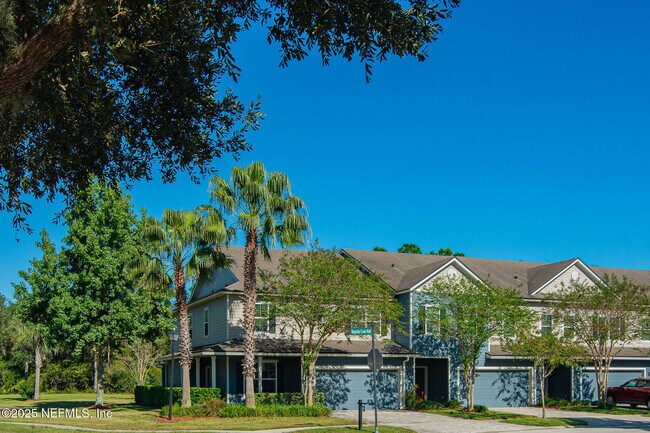 Photo - 352 Magnolia Creek Walk