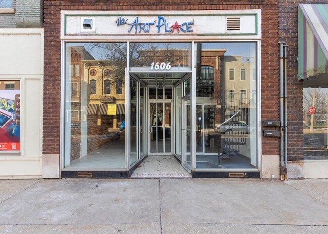 Photo - 1606 2nd Ave