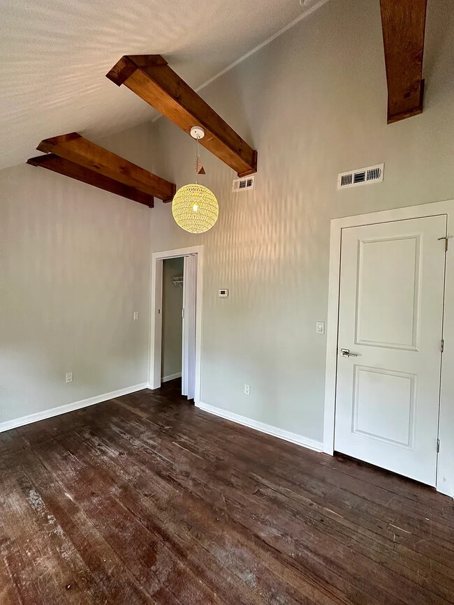 Photo - 1619 Starkweather Ave