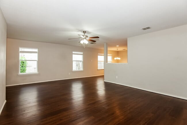 Photo - 16904 Fenwick Ct