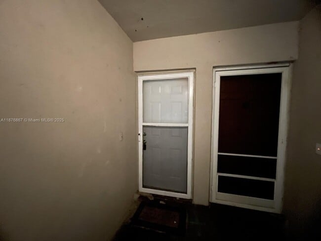 Photo - 20490 NW 7th Ave Unit 5