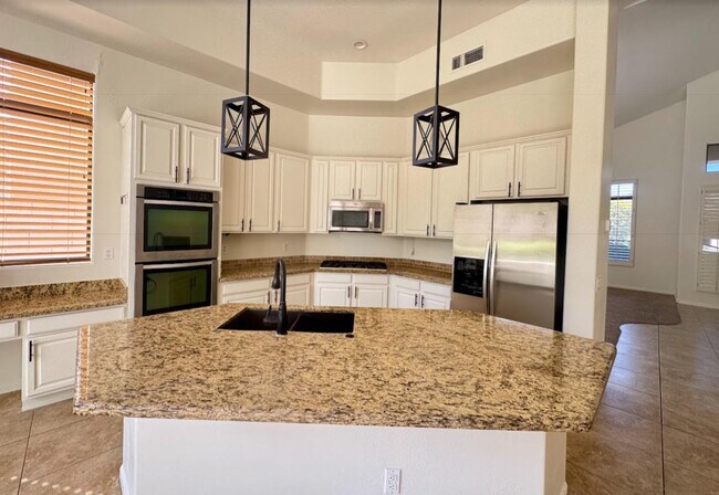 Photo - 4906 E Hamblin Dr