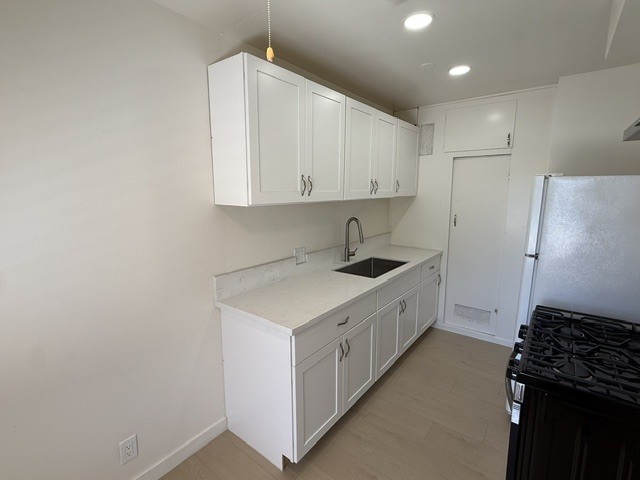 Photo - 426 N Lomita St Unit 426 N Lomita St -  C
