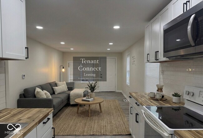 Photo - 2522 E 16th St