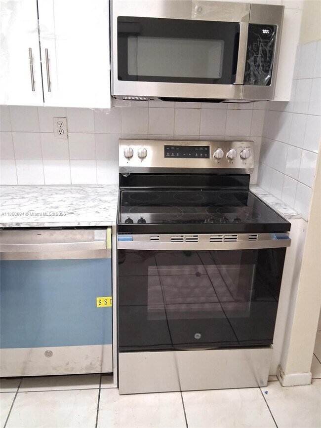 Photo - 9440 Fontainebleau Blvd Unit 406