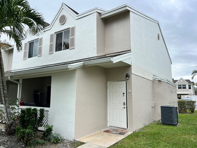 Exterior - Entrance - 17335 NW 67th Pl Townhome