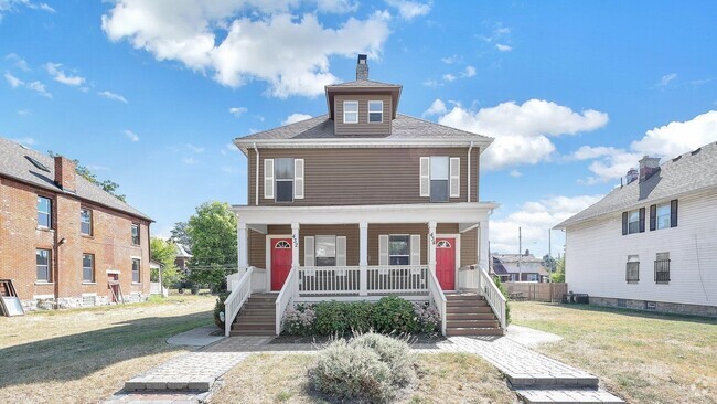 Building Photo - 432 Stoddart Ave Rental