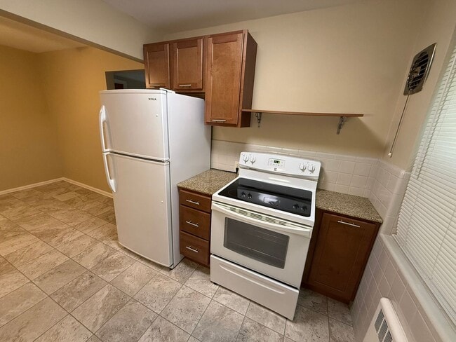 5556 Beechmont Ave Unit 1