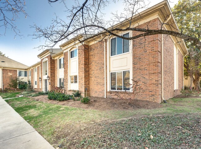 Photo - Awesome 2BE/2BA condominium at Lions Head!