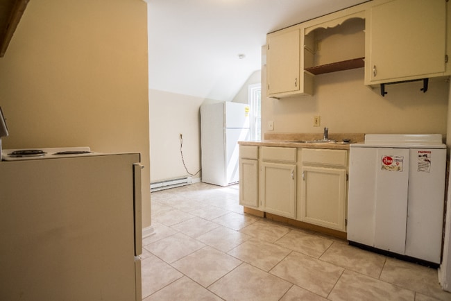 Photo - 37849 2nd St Unit Upper