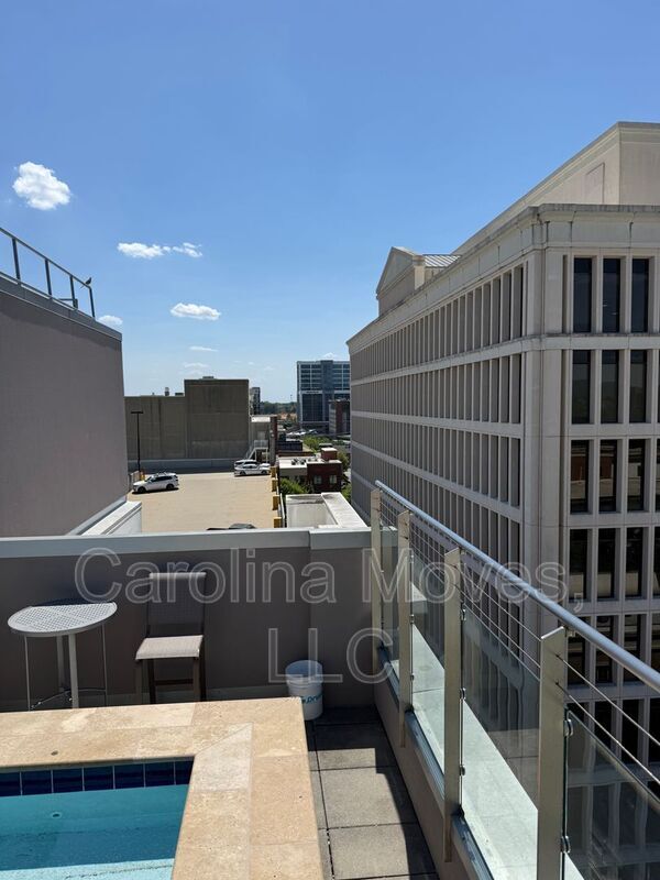 Photo - 100 E Washington St Unit #68