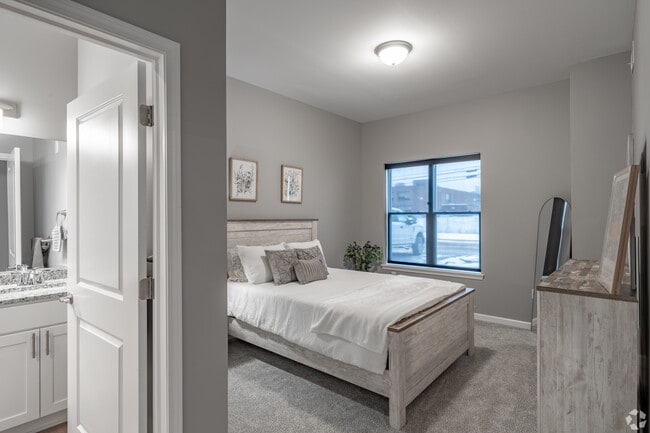 Parkway Luxury Apartments