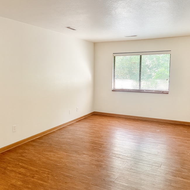 Photo - 818 Carrier Creek Blvd NE Unit 201