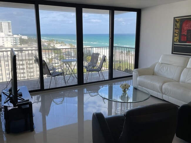Photo - 2101 S Ocean Dr Unidad 1104