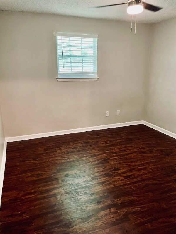 Photo - 28960 Highland Dr