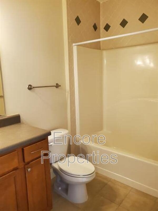 Photo - 510 E Broad St Unit 202