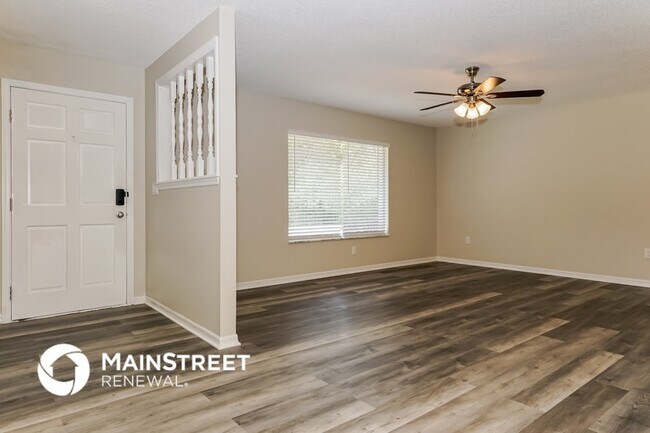 Photo - 1325 N Circle Dr