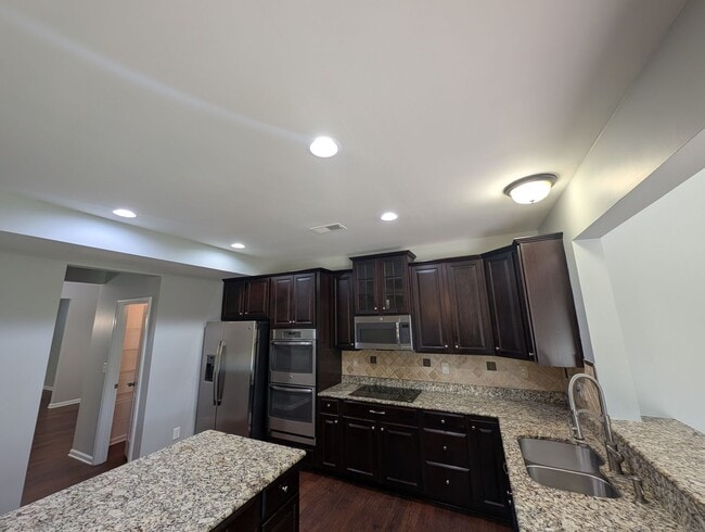 Photo - Stunning 2 Story Home Located in The Settlements at Withrow Downs Community!