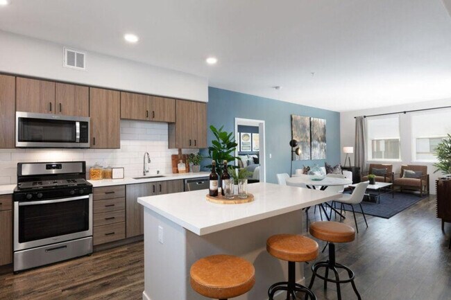 1008 E El Camino Real Unit GO ID1266200P