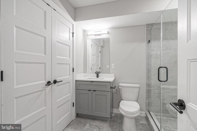 Photo - 1710 Cambridge St Unidad 8