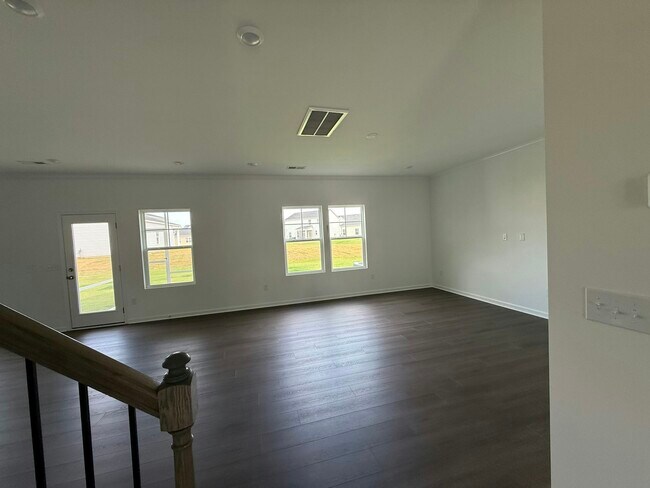Photo - 728 Roy Adams Rd
