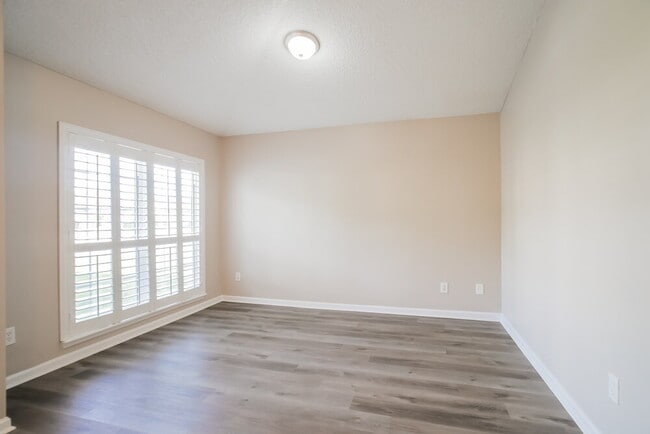 Photo - 2158 S Cranbrook Ave