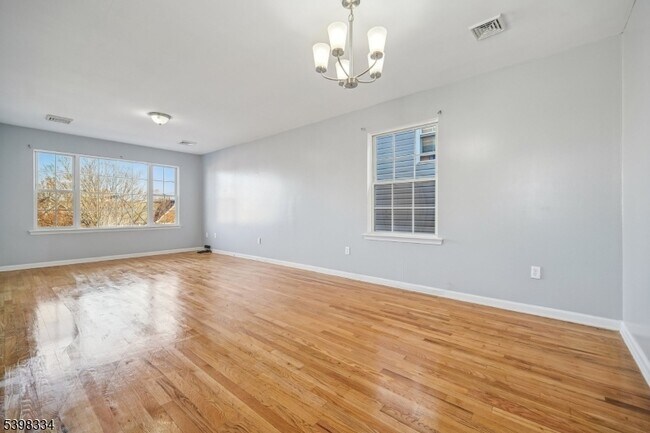 Photo - 232 Port Ave