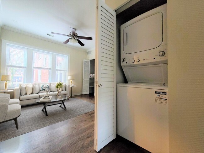 Photo - 3252 N Clifton Ave Unit 1